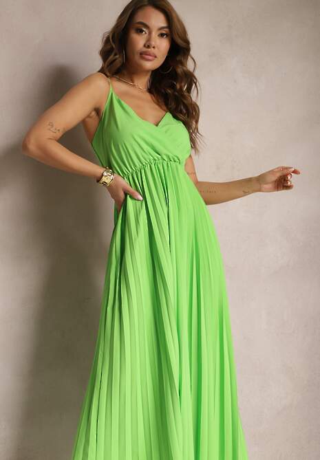 Zielona Długa Sukienka Kopertowa o Rozkloszowanym Kroju na Ramiączkach Kaemera