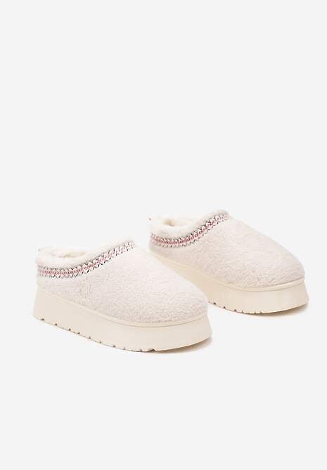 Beżowe Śniegowce na Platformie Ozdobione Haftem i Niską Cholewką Zinnicira