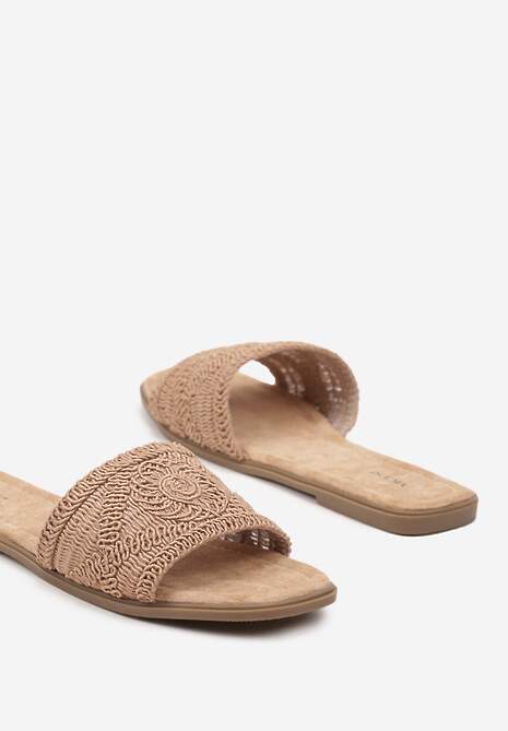 Ciemnobeżowe Plecione Klapki na Płaskiej Podeszwie w Stylu Boho Evielle