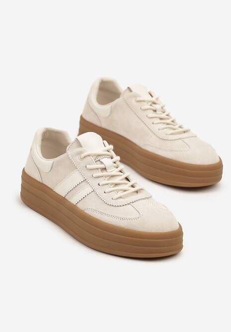Jasnobeżowe Sneakersy Zamszowe na Platformie ze Skórzaną Wkładką Ozdobione Paskiem Adivrie