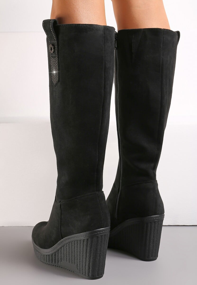 Czarne Kozaki na Koturnie i Niskiej Platformie z Paskiem w Cyrkonie Opalesce