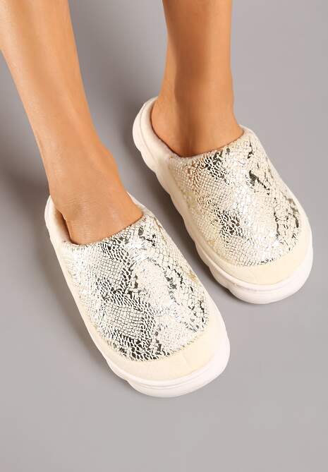 Beżowe Kapcie Vices na Platformie z Tłoczeniem Ozdobione Metalicznym Wzorem Zeanivra