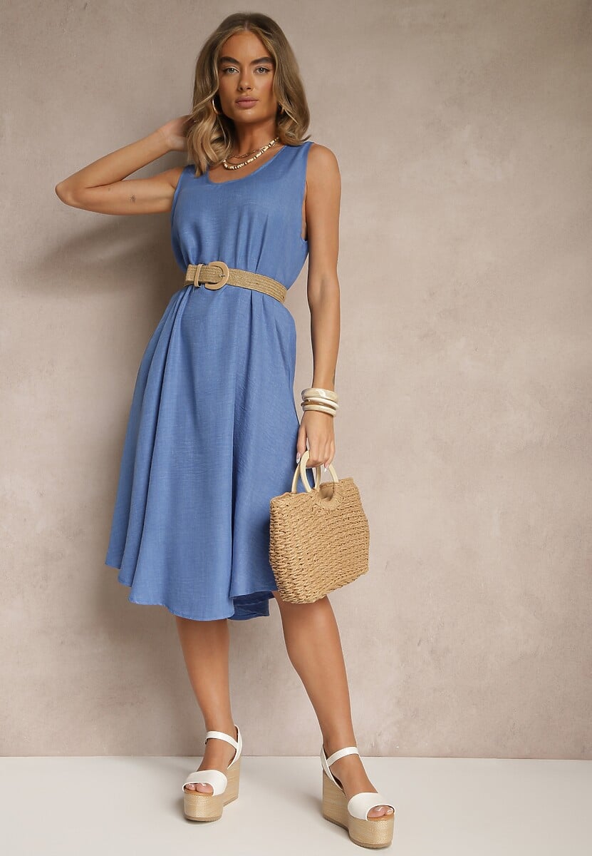 Niebieska Basicowa Sukienka o Rozkloszowanym Kroju Mevolira