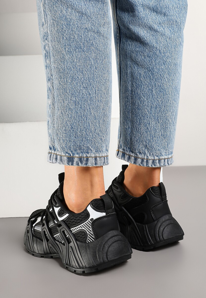 Czarne Sneakersy z Designerskim Sznurowaniem Nuritha