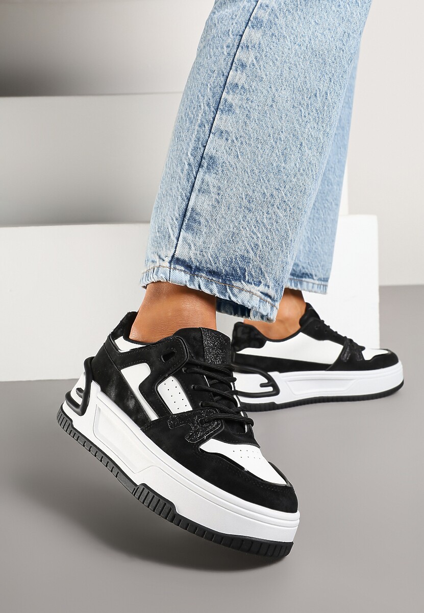 Czarno-Białe Sneakersy na Tłoczonej Platformie z Geometrycznym Motywem Eloneo