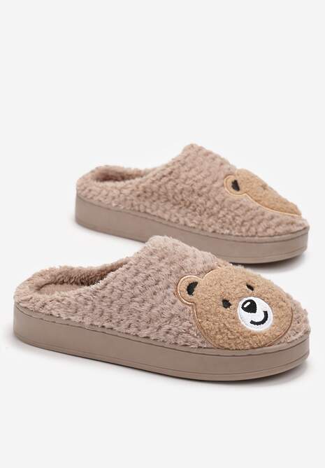 Ciemnobeżowe Ocieplone Kapcie z Naszywką w Kształcie Uroczego Misia Garana