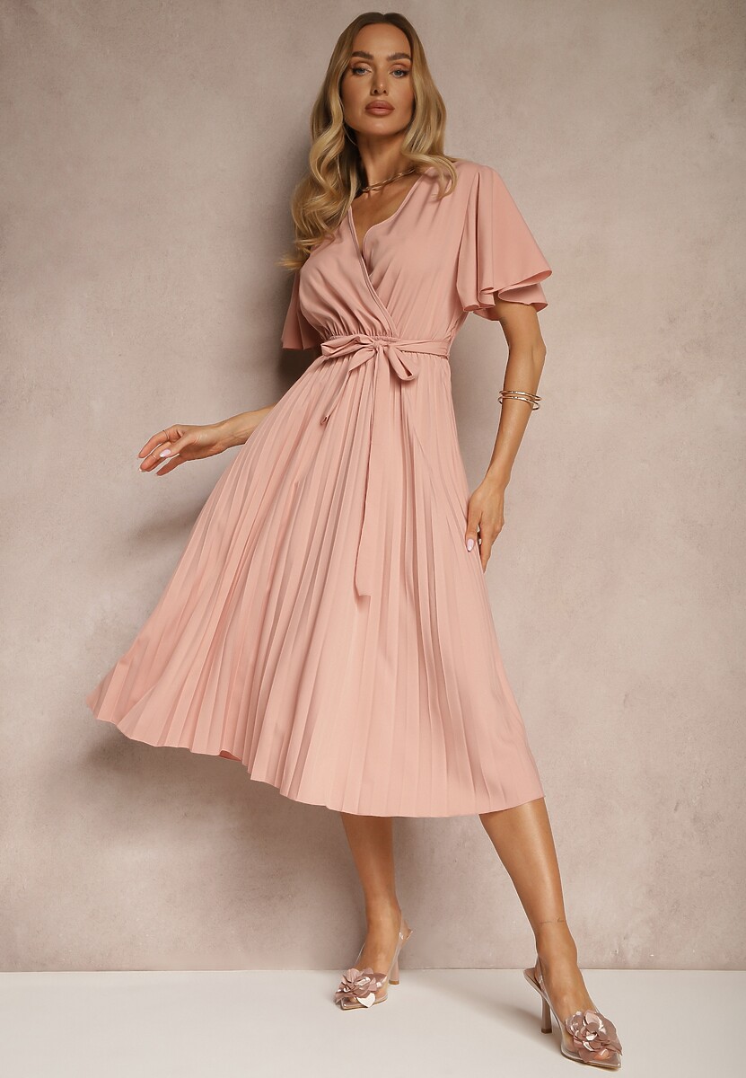 Różowa Sukienka Wiązana w Talii z Plisowaniem na Dole Dorseki