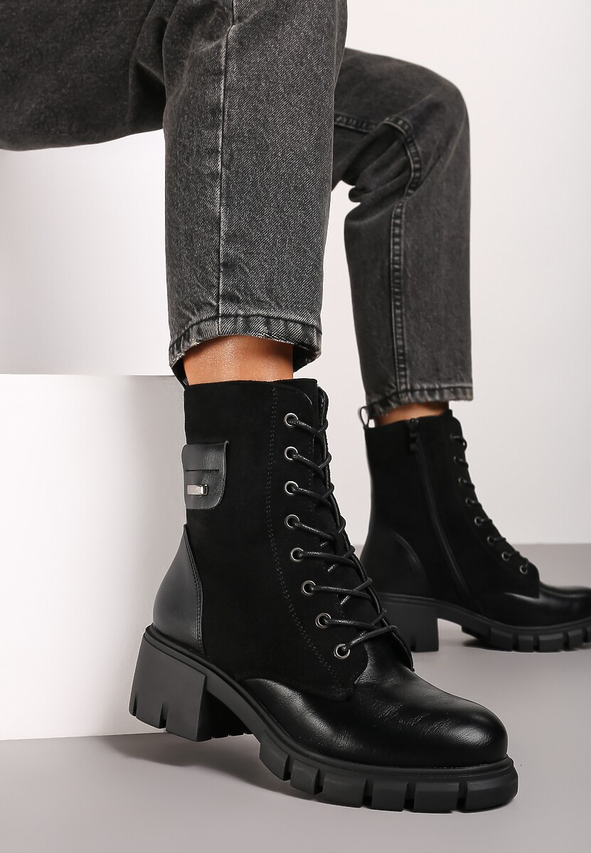 Czarne Botki na Tłoczonym Słupku i Platformie ze Sznurowaniem i Metaliczną Ozdobą Mezita