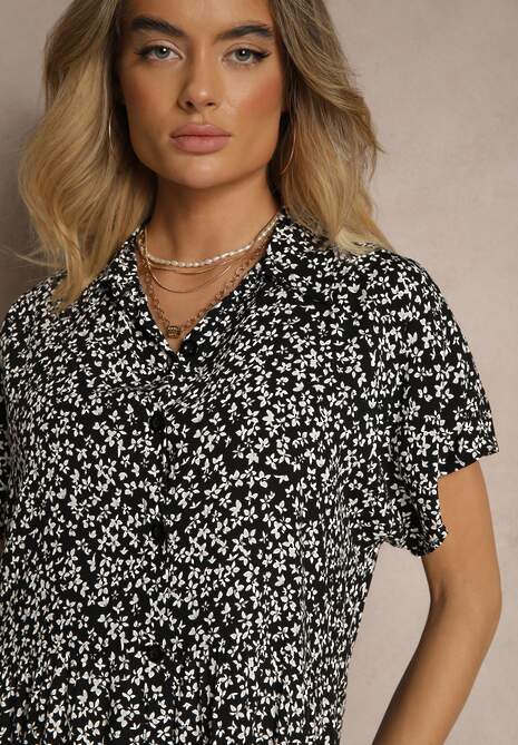 Czarno-Biała Koszulowa Sukienka z Bawełny w Kwiaty o Rozkloszowanym Fasonie Sarilon