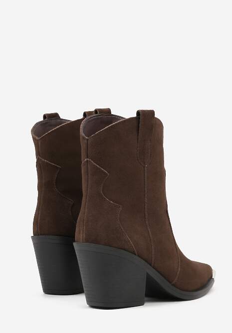 Ciemnobrązowe Skórzane Botki Kowbojki z Metaliczną Aplikacją na Nosku Saneara