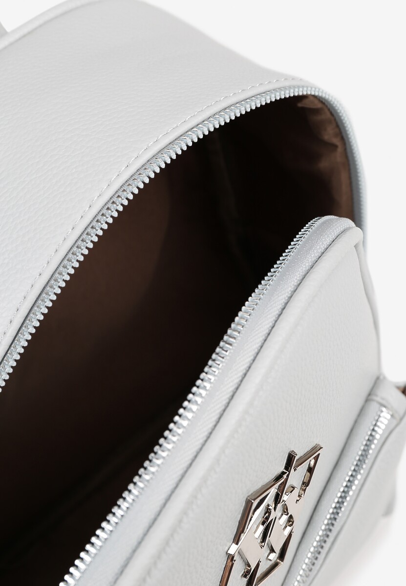 Szary Casualowy Plecak z Metalicznym Zdobieniem Paseniela