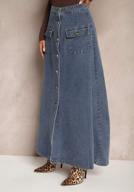 Granatowa Rozkloszowana Spódnica Jeansowa Maxi z Bawełny z Guzikami Brissa
