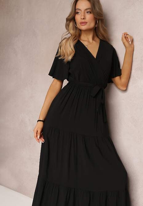 Czarna Rozkloszowana Sukienka z Wiązanym Paskiem Adotine