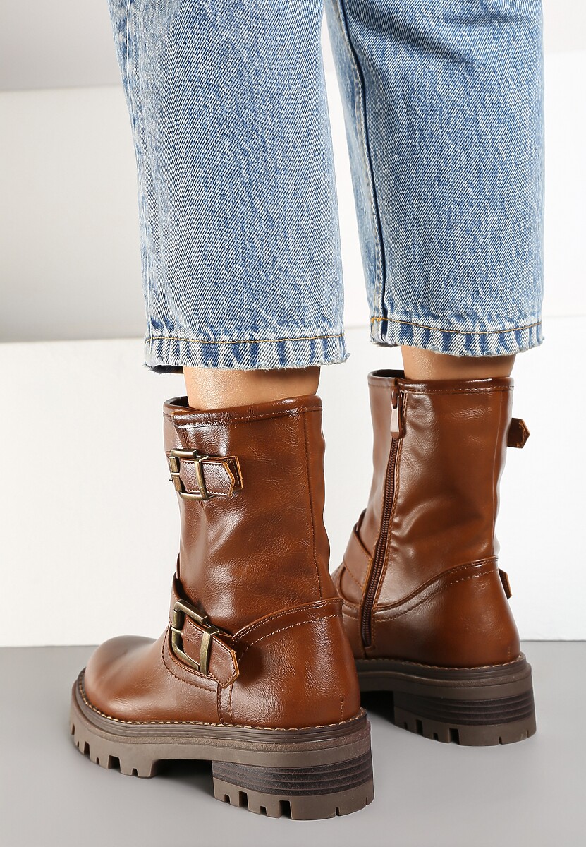 Jasnobrązowe Botki w Stylu Bikerów na Platformie z Tłoczeniem z Metalicznymi Klamrami Ravandrea