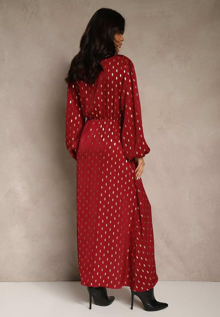 Bordowa Wiązana Sukienka o Kopertowym Kroju Zdobiona Metalicznym Printem Reinora