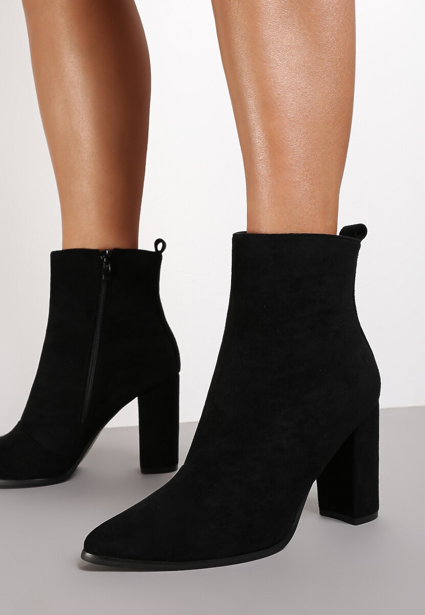 Czarne Botki Aeriel