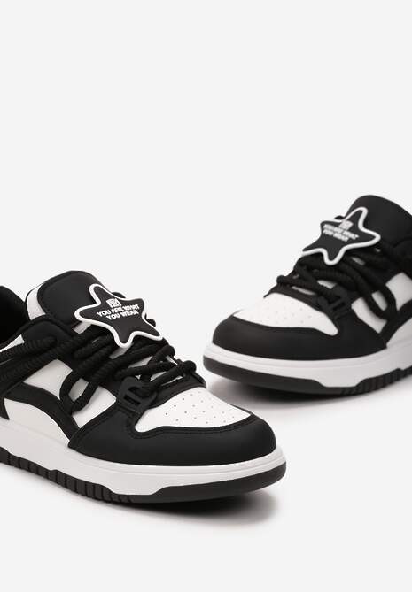 Czarne Sneakersy z Grubymi Sznurowadłami i Naszywką w Kształcie Gwiazdki Alesine