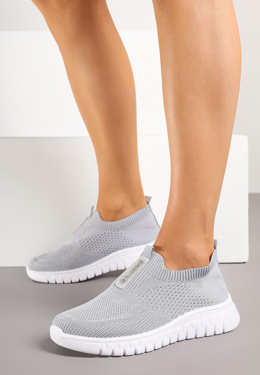 Szare Elastyczne Buty Sportowe Ozdobione Tłoczeniem Cleandra