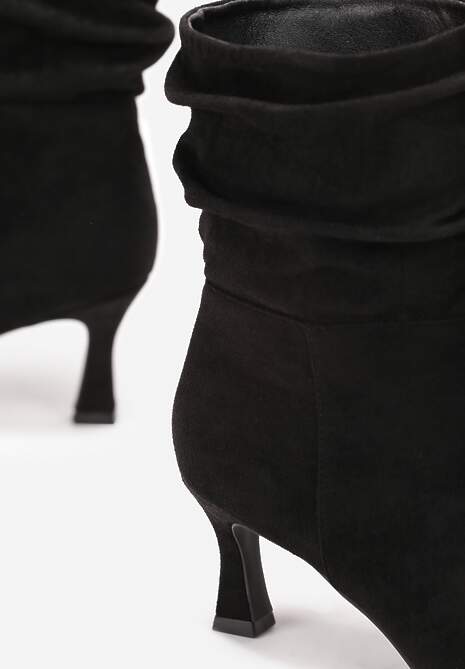 Czarne Botki z Imitacji Zamszu z Marszczoną Cholewką do Połowy Łydki na Niskim Obcasie Typu Kaczuszka Zakera