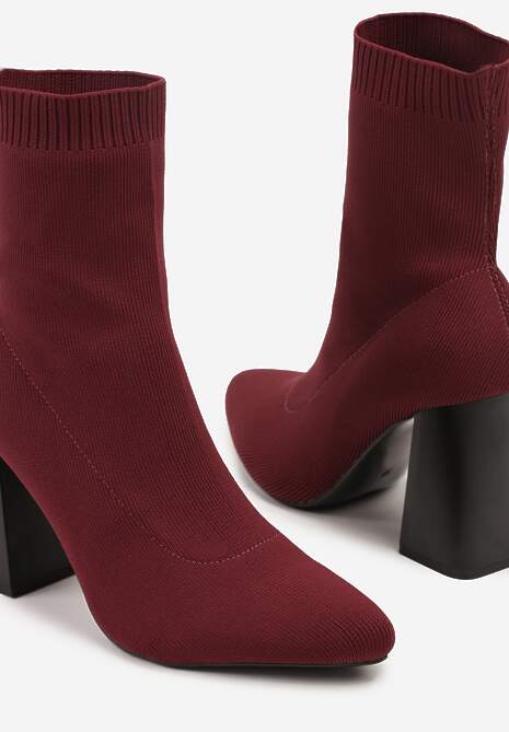 Bordowe Botki Vices na Słupku o Geometrycznym Kształcie i Elastyczną Cholewką Falessea