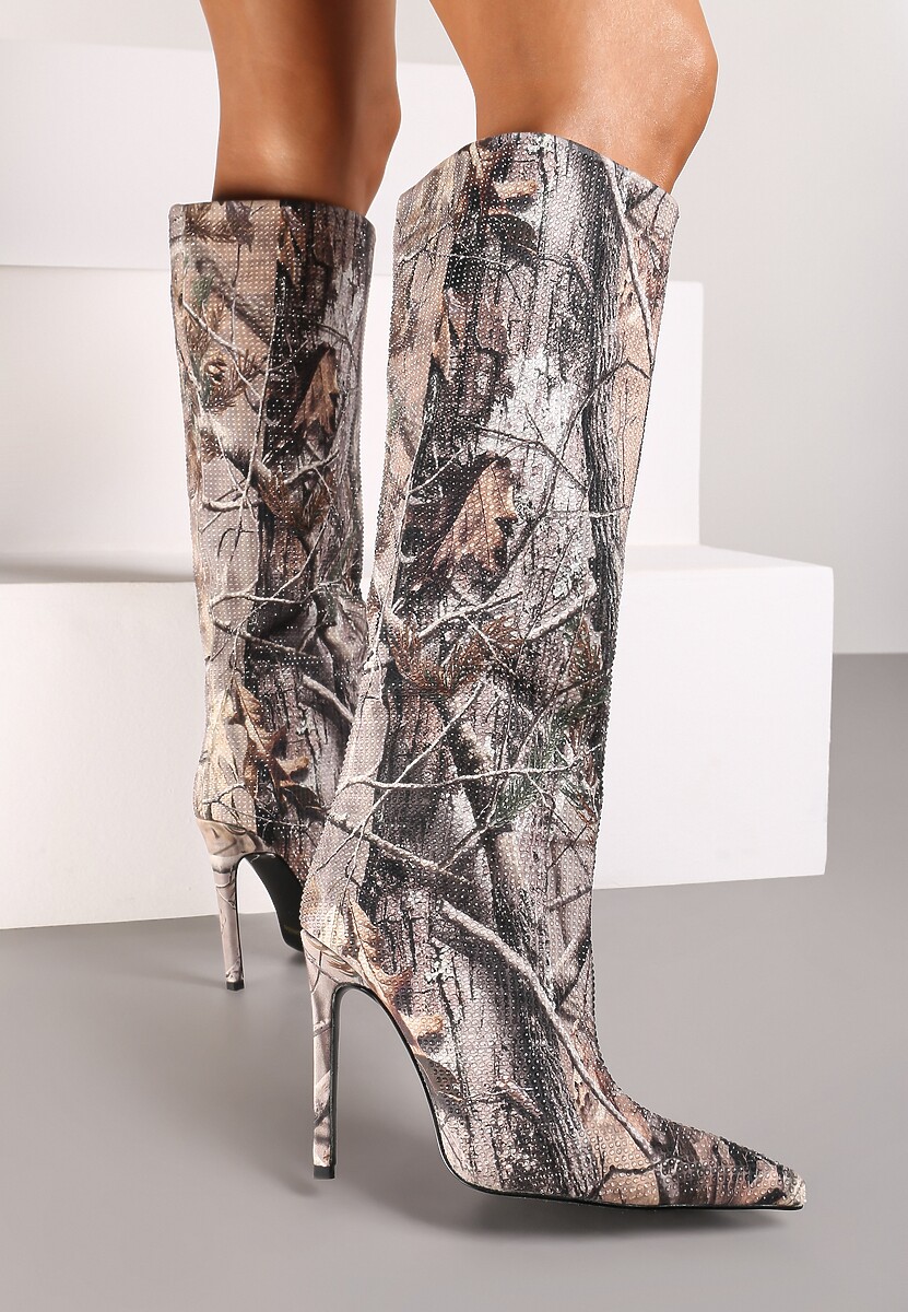 Brązowe Wsuwane Kozaki na Obcasie Typu Szpilka z Noskiem w Szpic i Cyrkoniowym Detalem Hanilaya