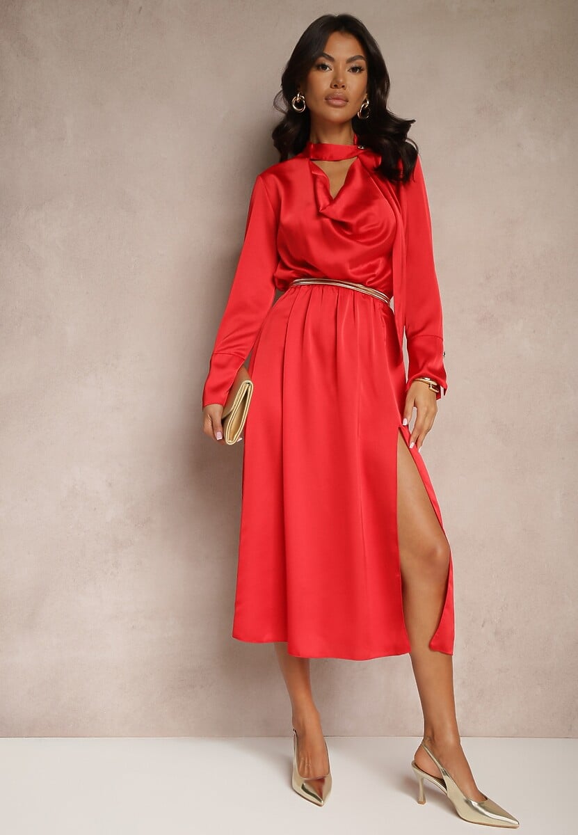 Czerwona Koktajlowa Sukienka z Satyny z Ozdobnym Guzikiem Leaneris