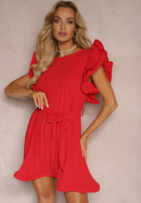 Czerwona Sukienka o Plisowanym Kroju z Falbankami i Materiałowym Paskiem Criselle