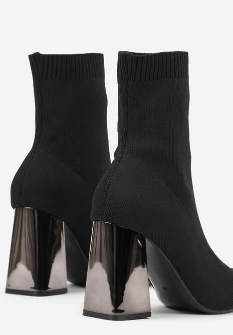 Czarne Skarpetkowe Botki VICES na Słupku w Eleganckim Stylu Rarana