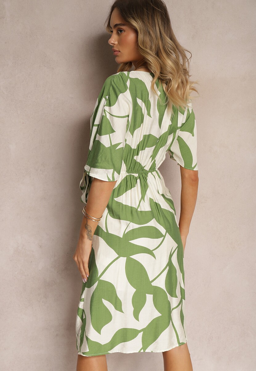 Zielona Sukienka o Taliowanym Kroju Wiązana w Pasie Nellsiah