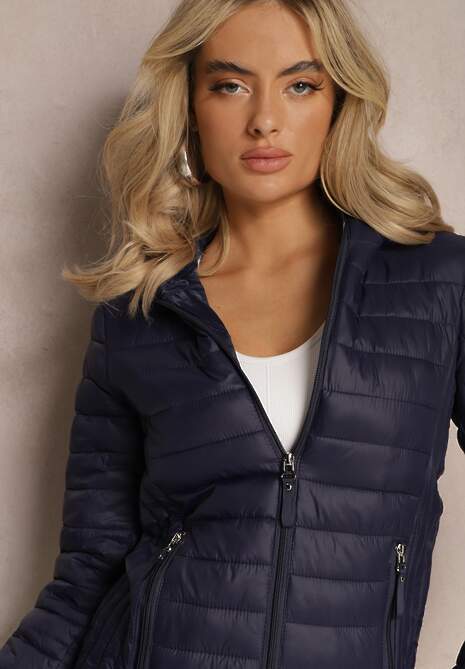 Granatowa Kurtka z Pikowaniem i Nieodpinanym Kapturem Kessane