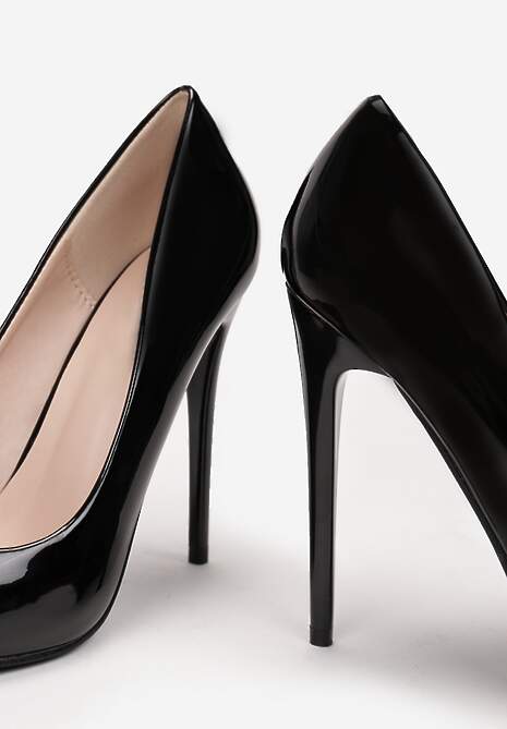 Czarne Szpilki Cassildi