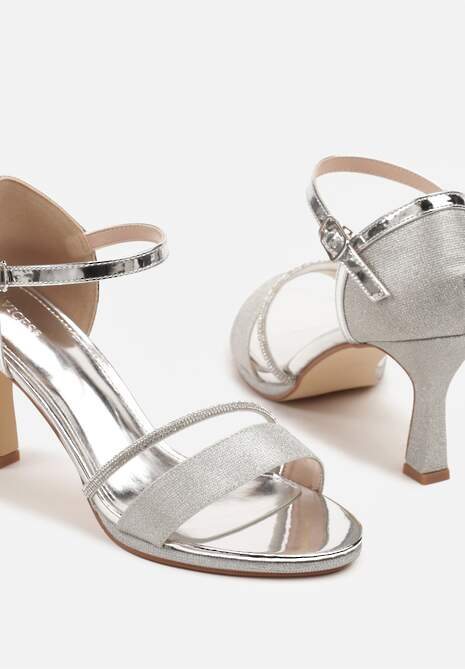 Srebrne Sandały na Szpilce Vices Ozdobione Cyrkoniami i Brokatem Lenallis