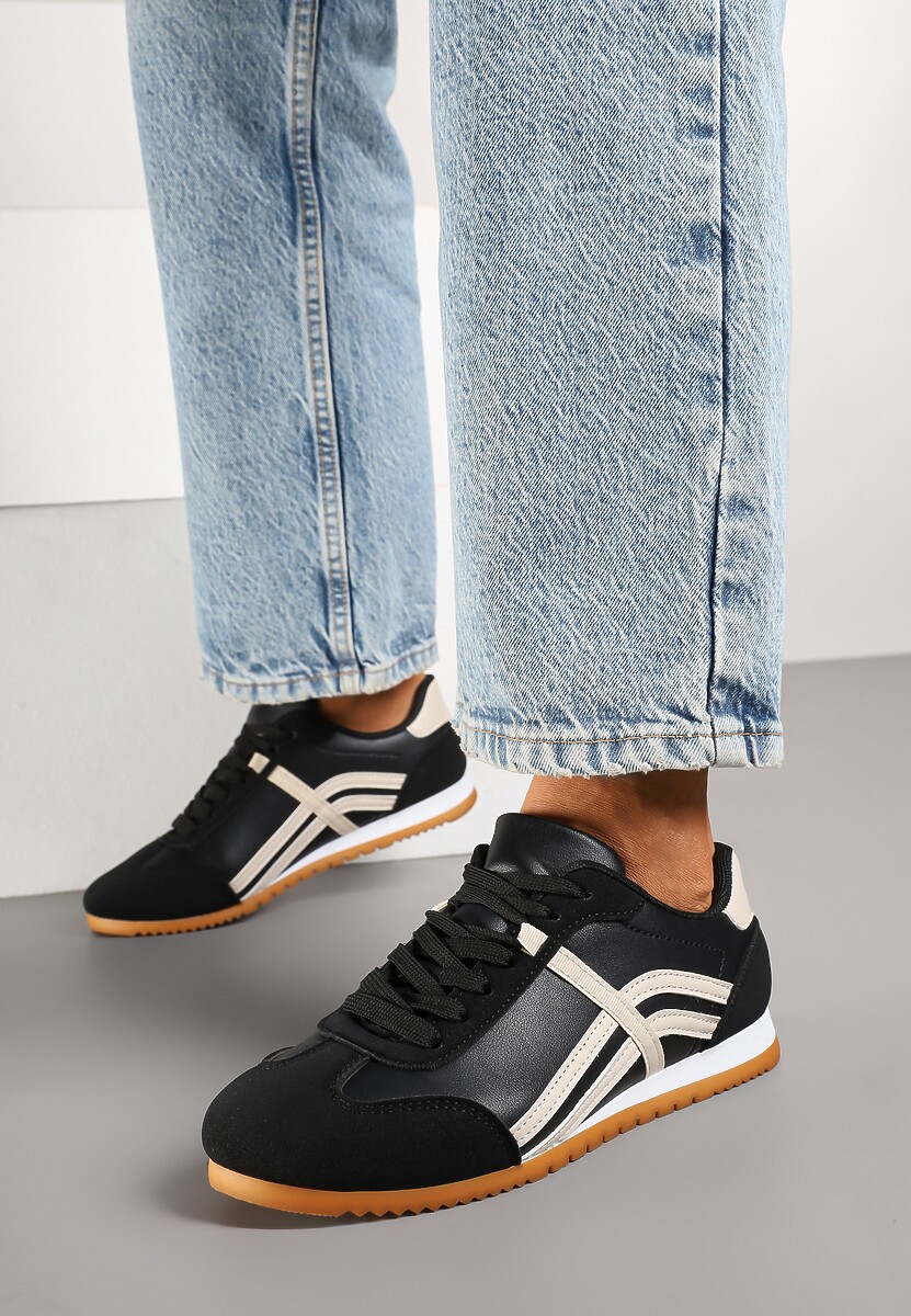 Czarne Sneakersy Klasyczne Tenisówki Zdobione Przeszyciami Ellexia