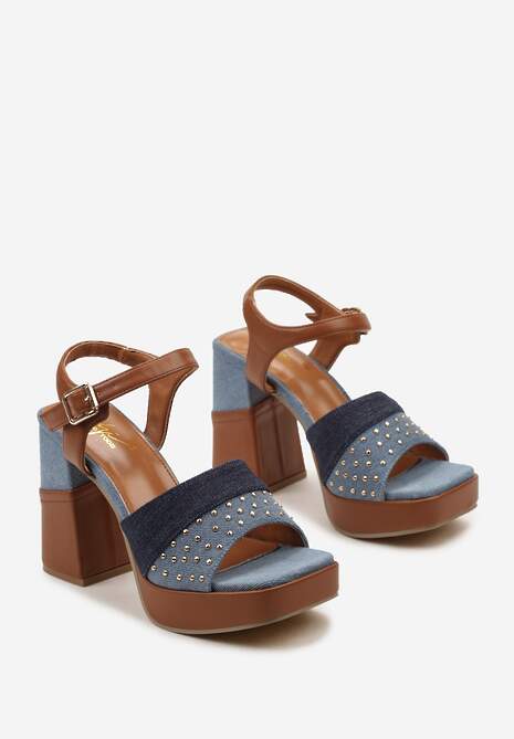 Niebieskie Sandały Zapinane wokół Kostki na Wysokim Słupku i Platformie z Nitami Trasiaga