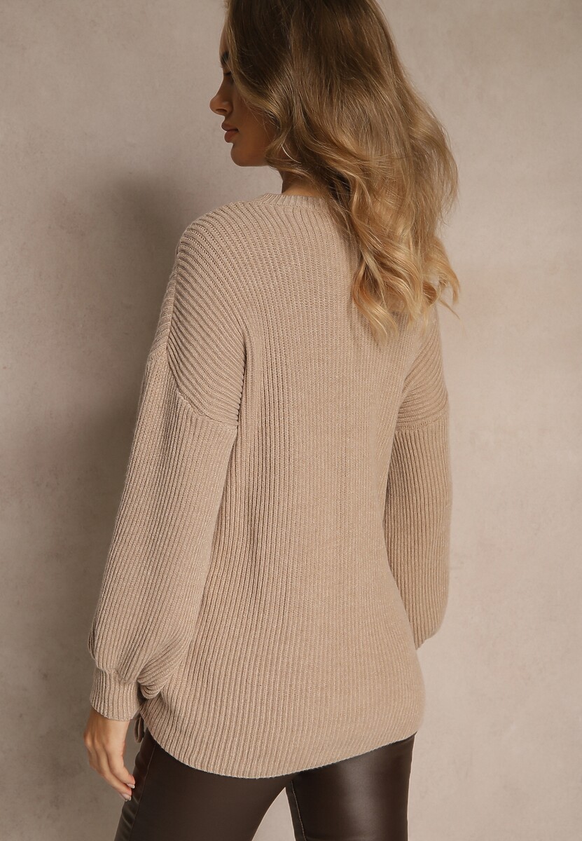 Beżowy Sweter z Wiskozą o Prostym Kroju z Bocznym Ściągaczem Tivadella