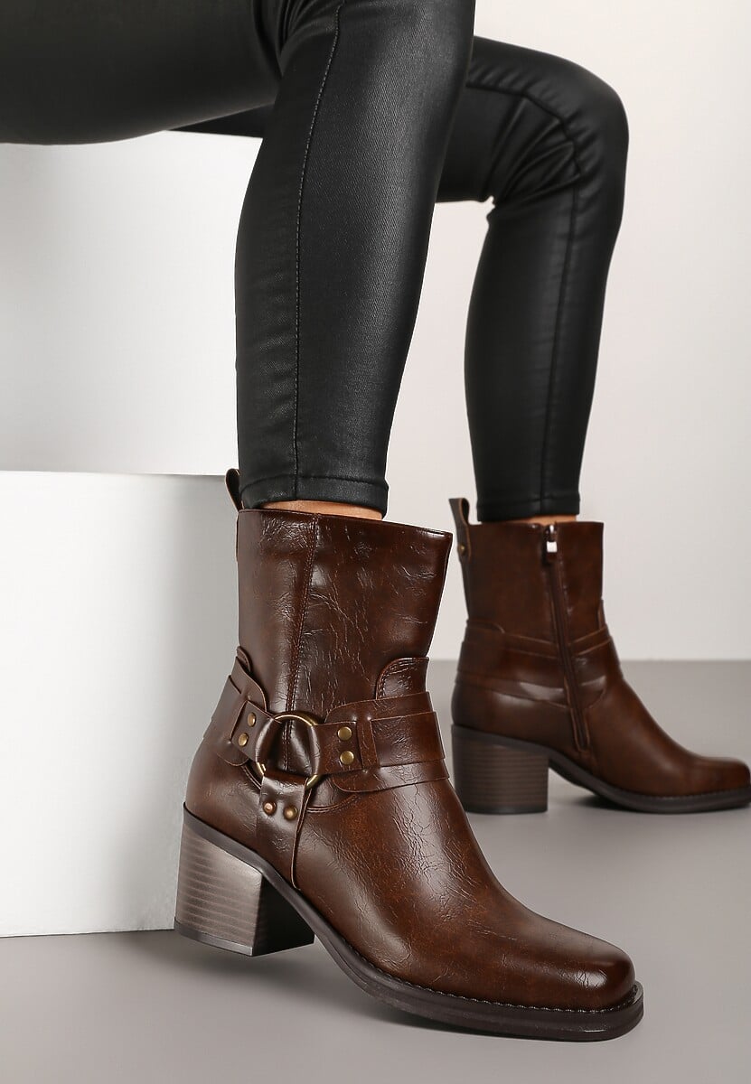 Ciemnobrązowe Botki na Słupku w Stylu Kowbojek z Klamrami Irivaria