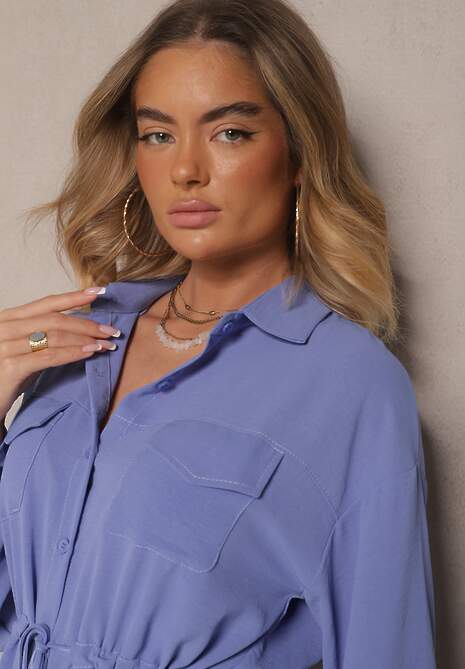 Niebieska Sukienka Koszulowa z Bawełną Ozdobiona Wiązaniem Uladrisa