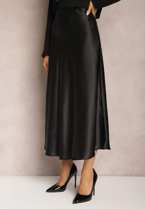 Czarna Satynowa Midi Spódnica Rozkloszowana z Gumką w Pasie i Suwakiem Leose