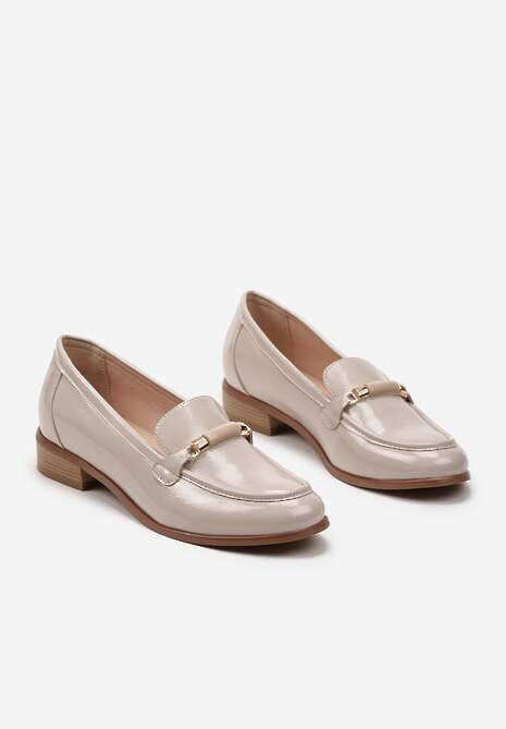 Beżowe Lakierowane Mokasyny w Stylu Loafersów z Klamrą i Wkładką ze Skóry Naturalnej Seith