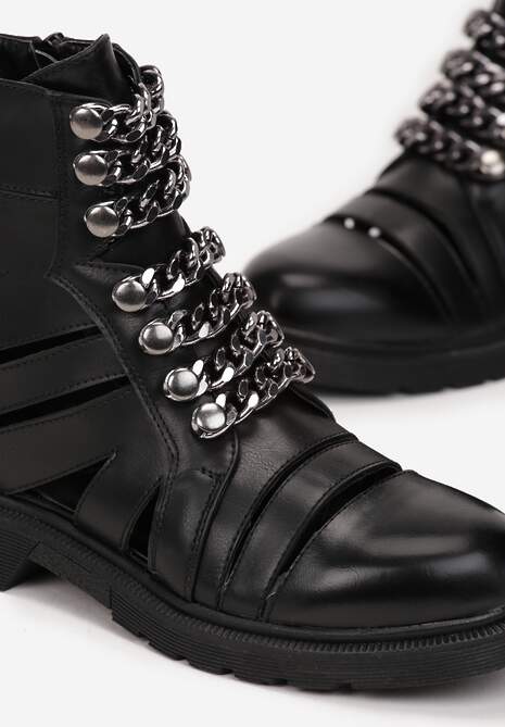 Czarne Botki na Płaskiej Podeszwie z Wycięciami i Ozdobnym Sznurowaniem Myleah