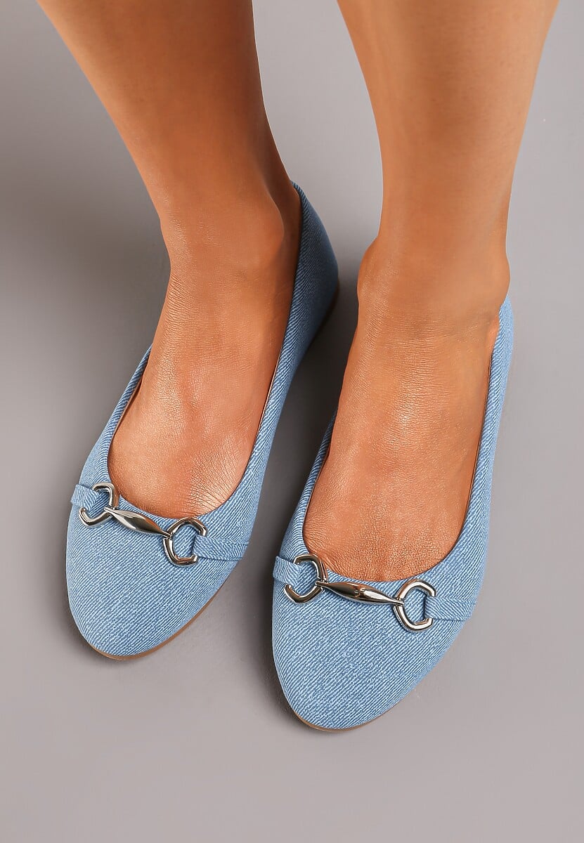 Niebieskie Balerinki Ozdobione Metalową Aplikacją Breezia