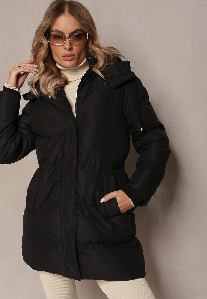 Jasnobeżowa Kurtka z Klasycznym Pikowaniem i Odpinanym Kapturem Thessari