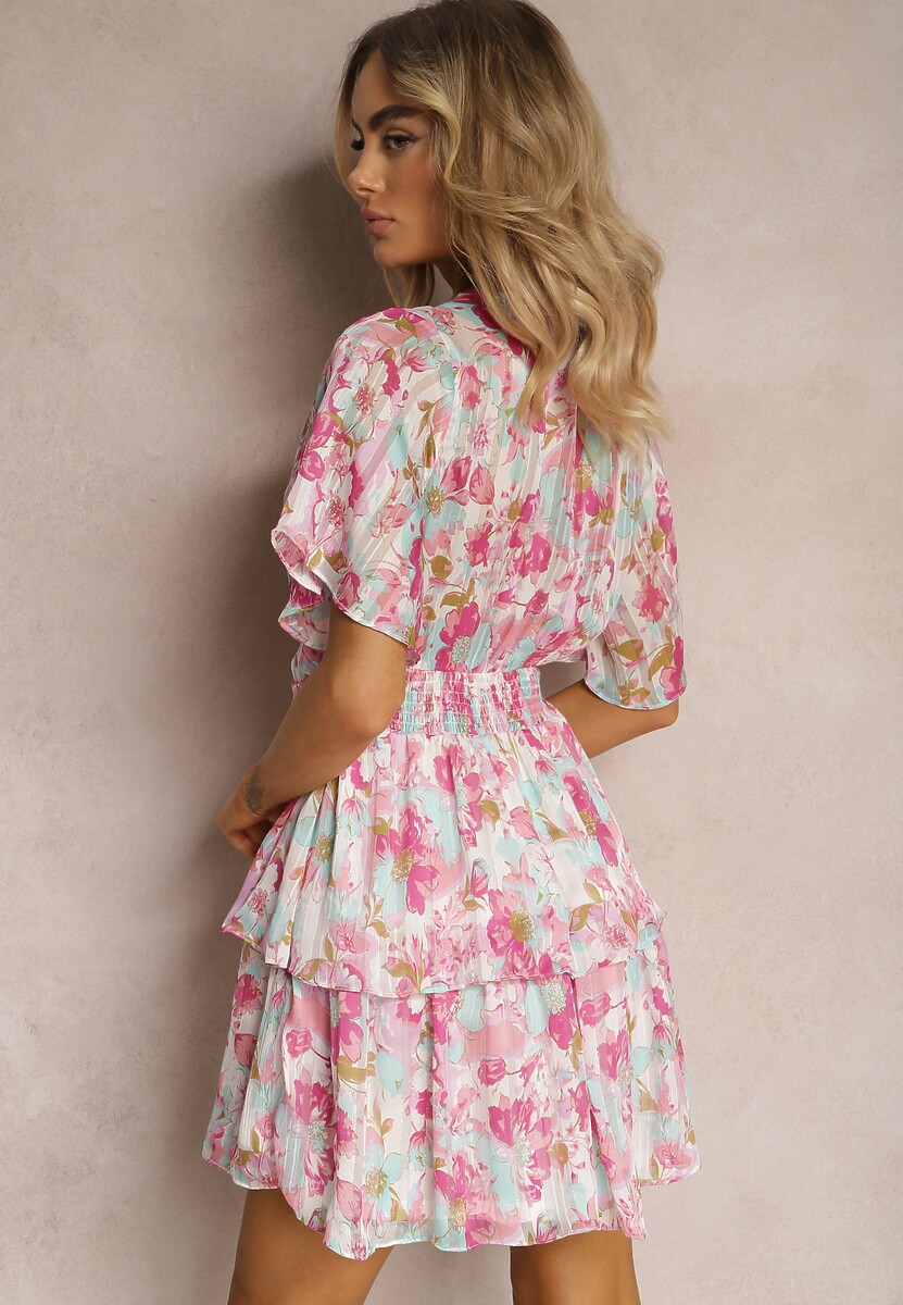 Różowa Taliowana Sukienka z Dzianinową Podszewką i Falbanami z Gumką w Talii Zonelia