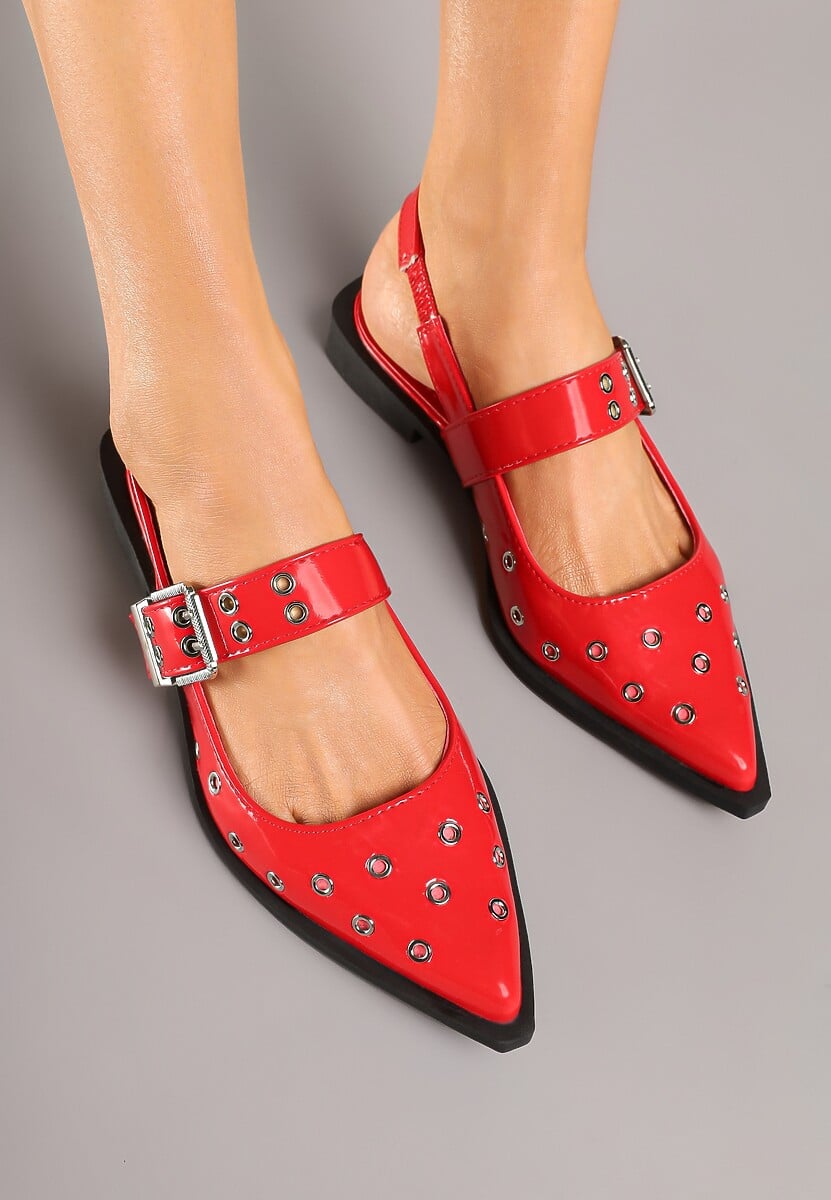 Czerwone Lakierowane Sandały Ozdobione Metalicznymi Detalami Saniora