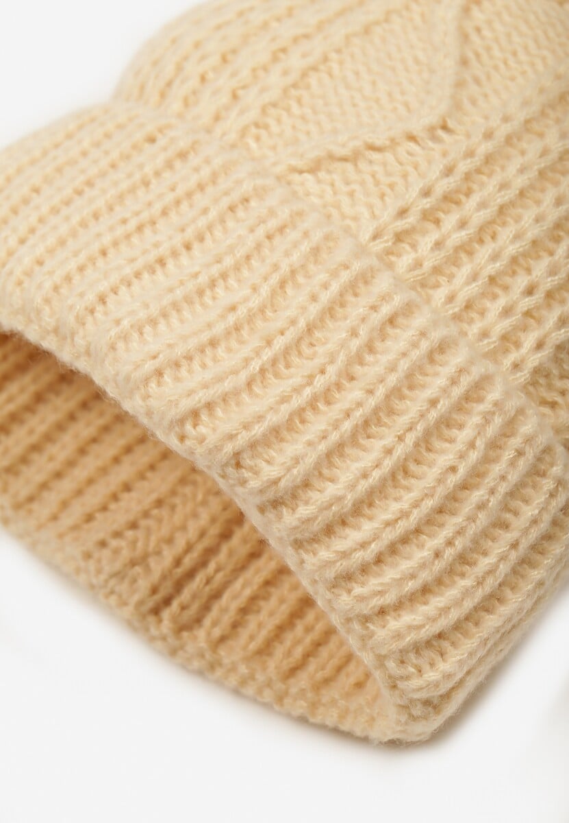 Beżowa Czapka Ozdobiona Pomponem i Tłoczeniem Tamlin