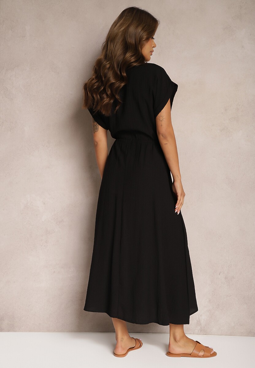 Czarna Sukienka z Wiskozy o Rozkloszowanym Kroju z Gumką w Pasie i Napami Memvia