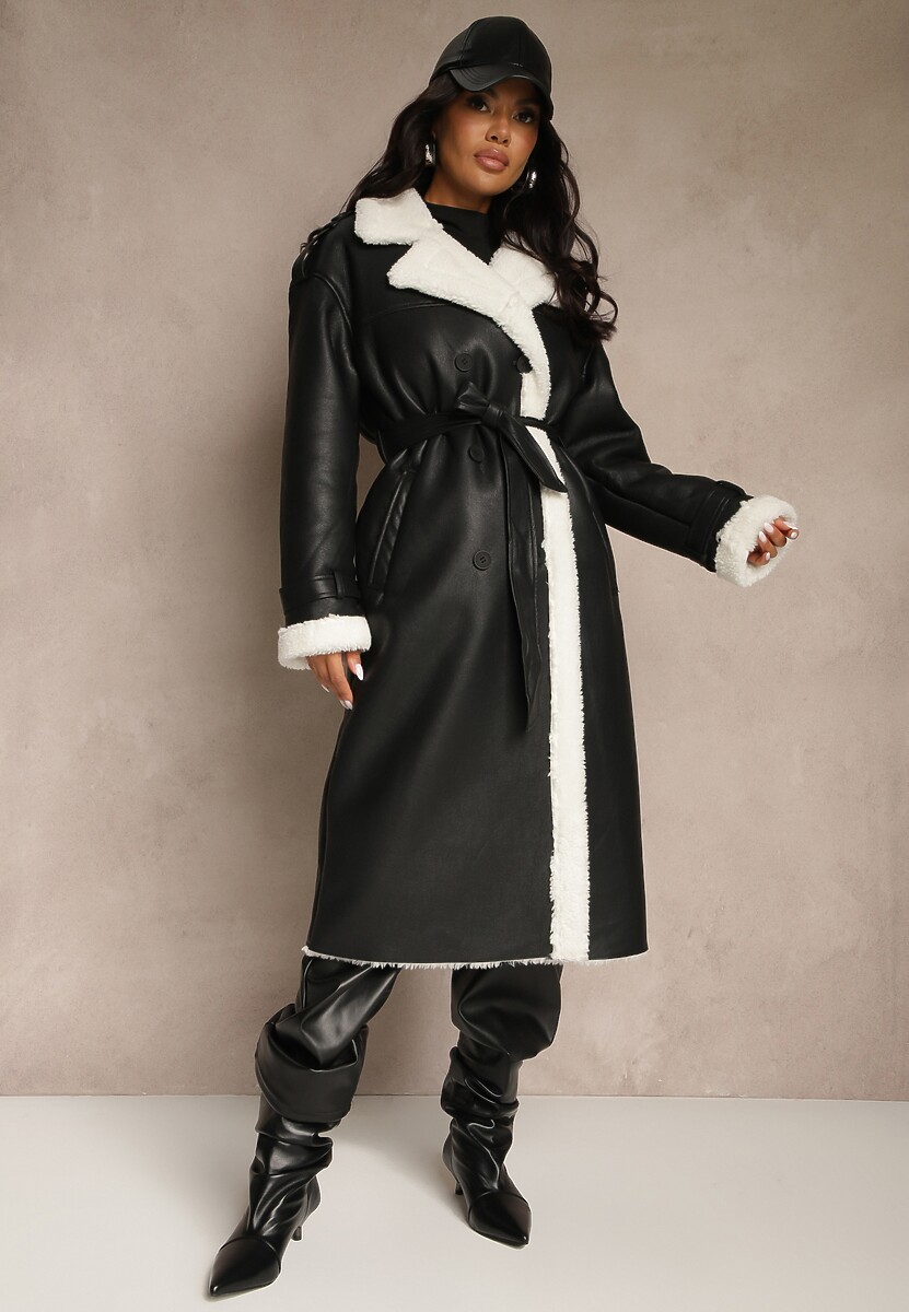 Czarny Płaszcz z Imitacji Skóry z Futerkiem o Dwurzędowym Kroju z Paskiem Zuzze