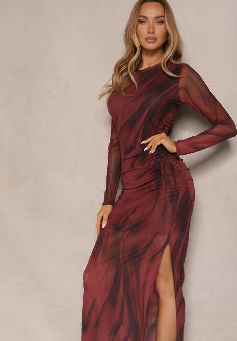 Bordowa Dopasowana Sukienka z Wiskozą z Siateczki Ozdobiona Marszczeniem Nalienne