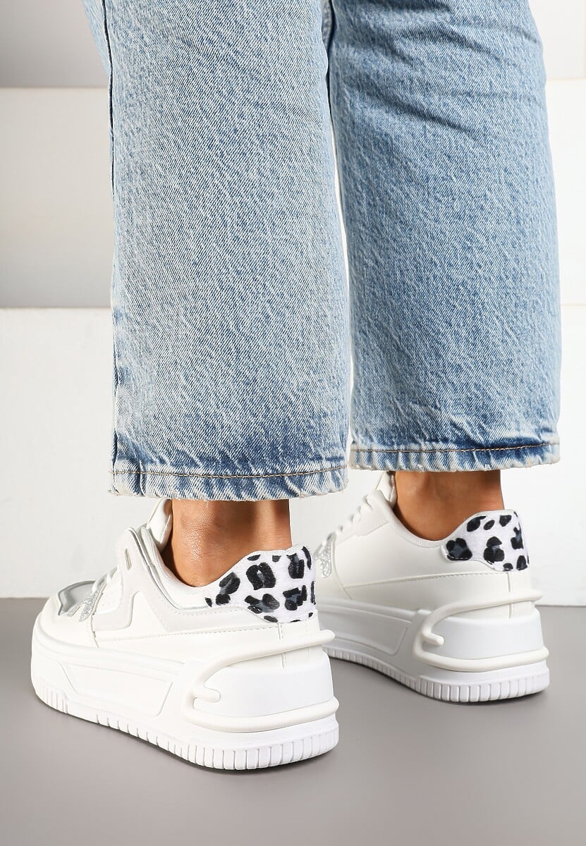 Białe Sneakersy na Tłoczonej Platformie z Geometrycznym Motywem Eloneo