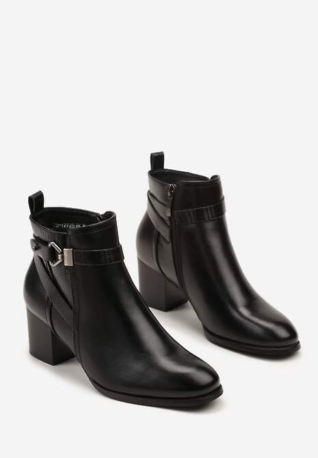 Czarne Botki na Słupkowym Obcasie z Eleganckim Zdobieniem przy Cholewce Tulaneira